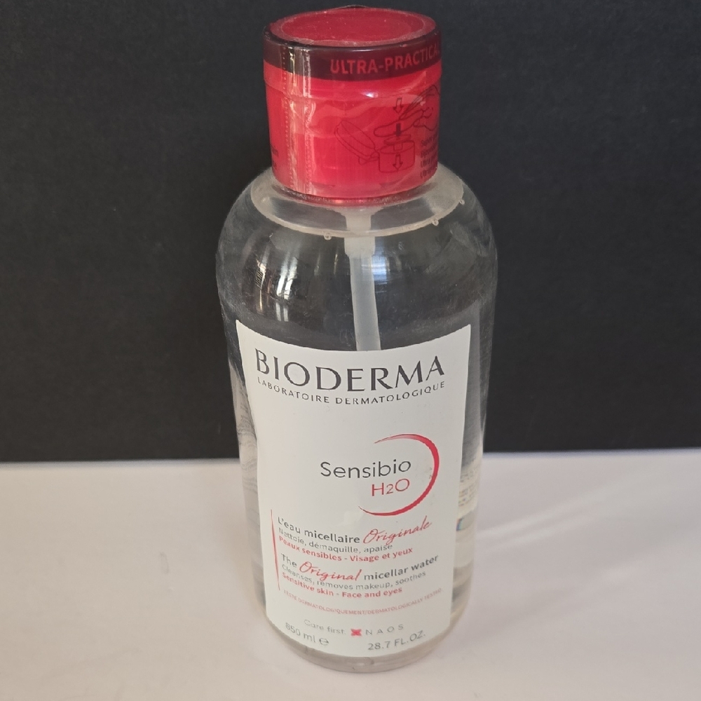 Bioderma 28.7 fl oz Sensibio H2O The Original Micellar Water Pump Cap NEW